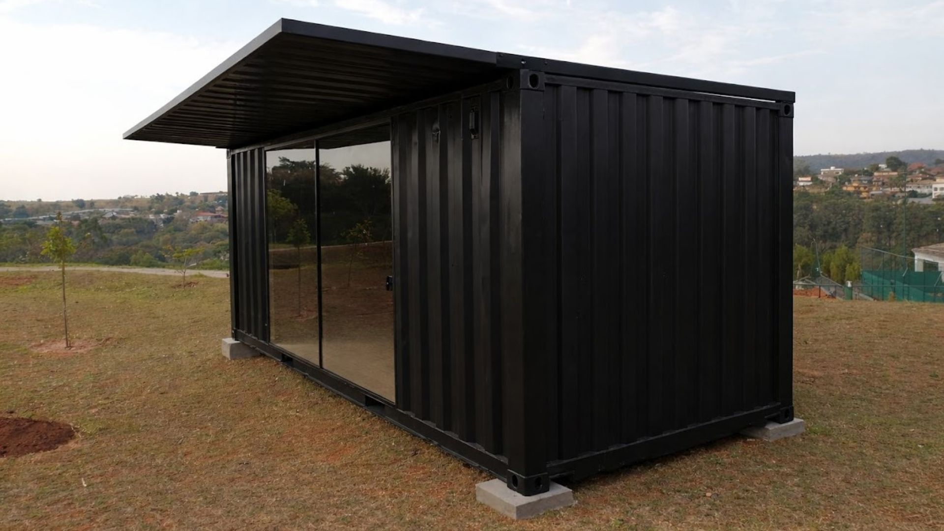 AMZ Container